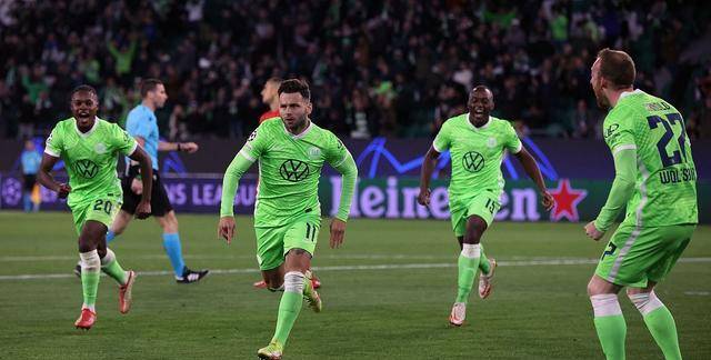 包含斯图加特主场难求一胜，士气下滑的词条