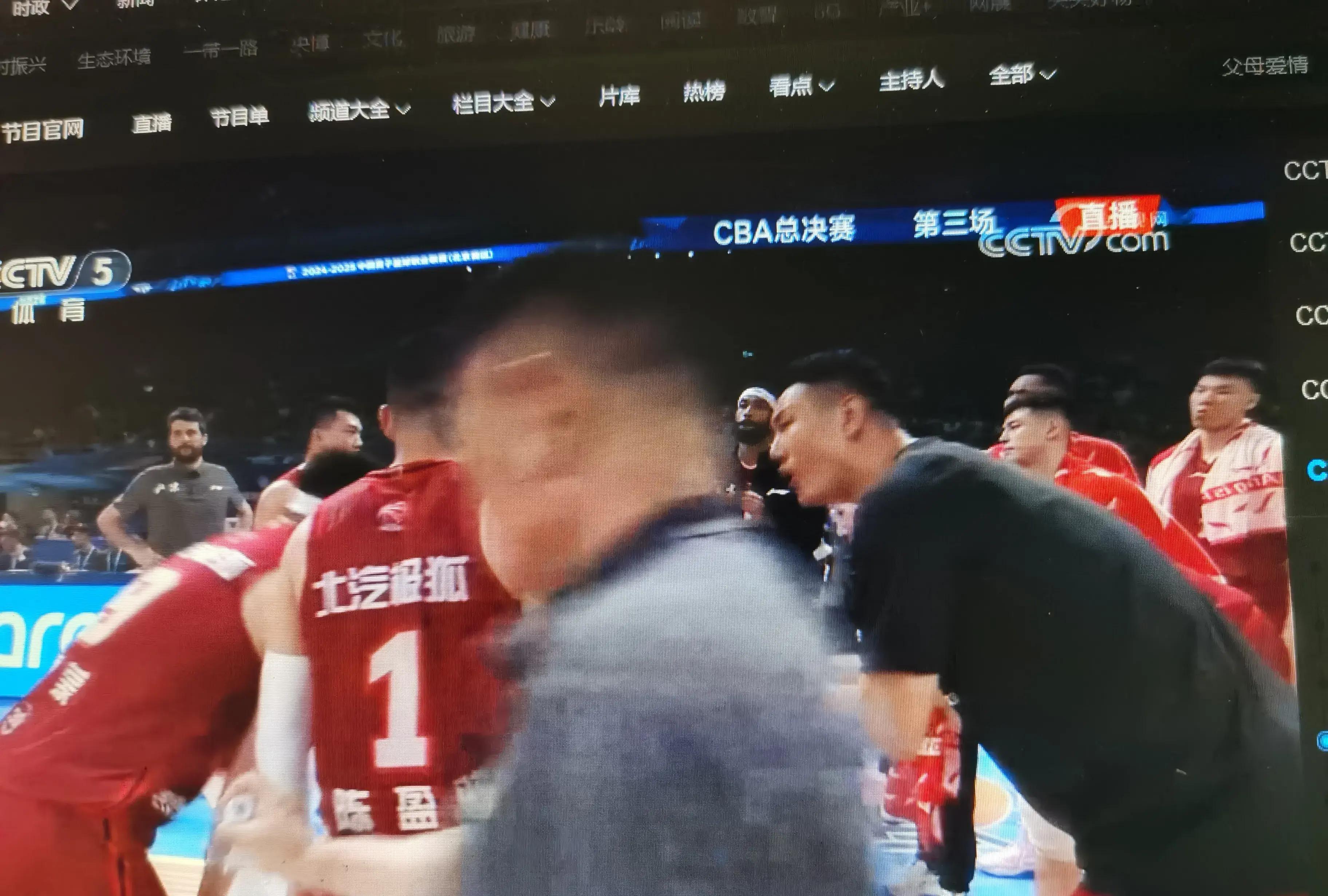 浙江队主场大胜河北队取得胜利