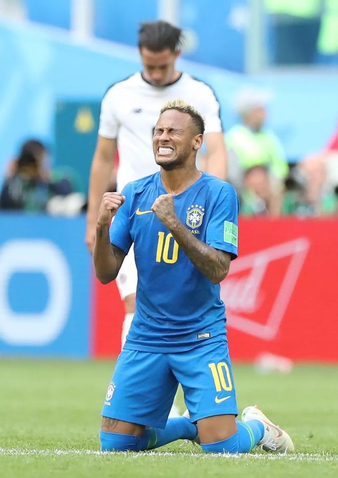 马来西亚队完胜德国队,黄鸭组合惊艳四座 马来西亚队完胜德国队,黄鸭组合惊艳四座