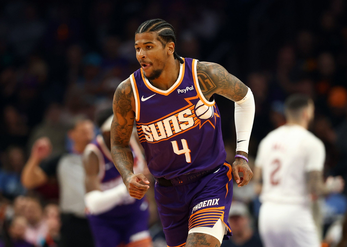 世俱杯赛程-广东队狂胜爵士，杰伦格林点燃赛场