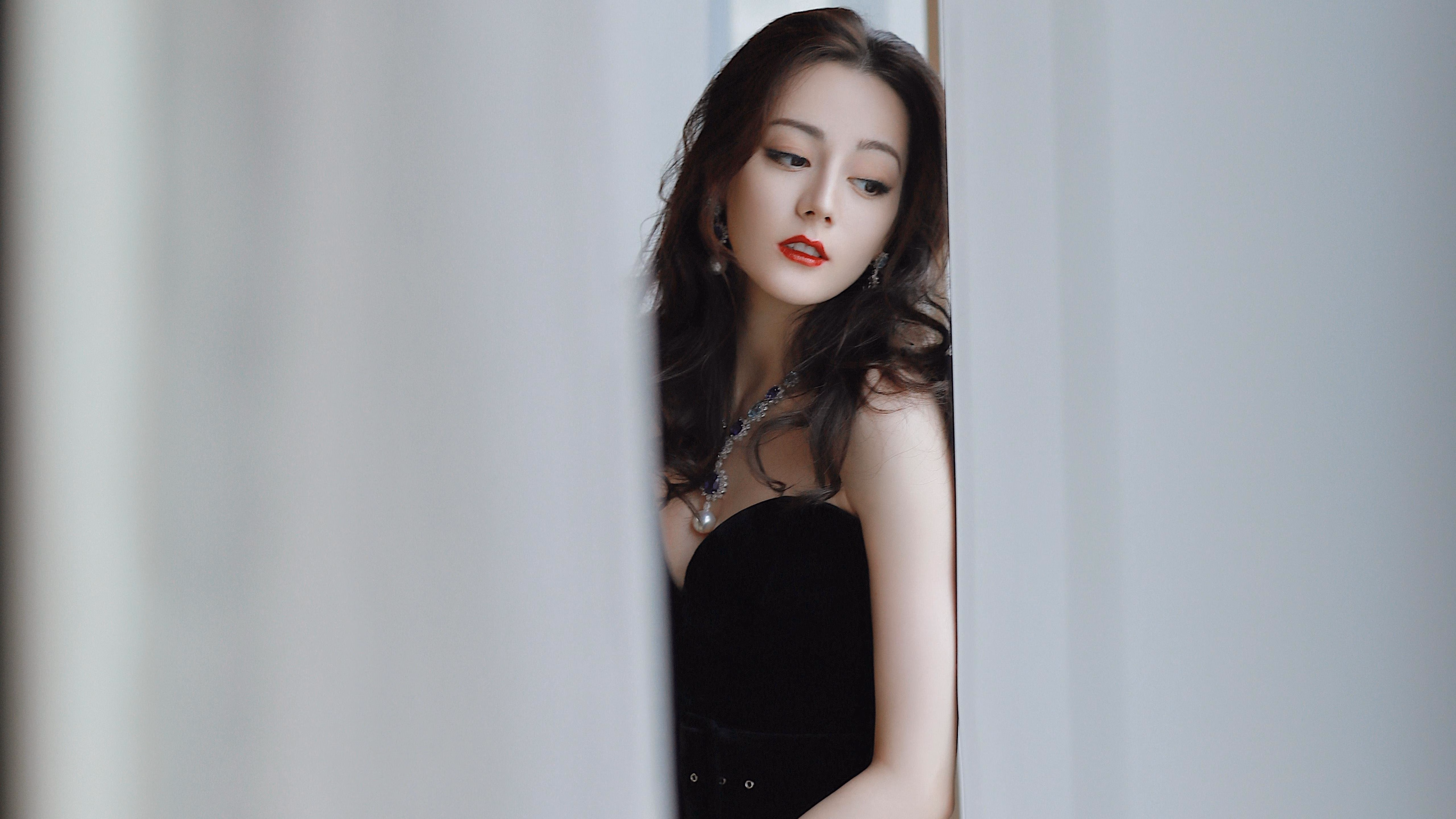 世俱杯直播-奥亚尔萨瓦尔点燃赛场，瑞士与比利亚雷亚尔的欧联杯激战