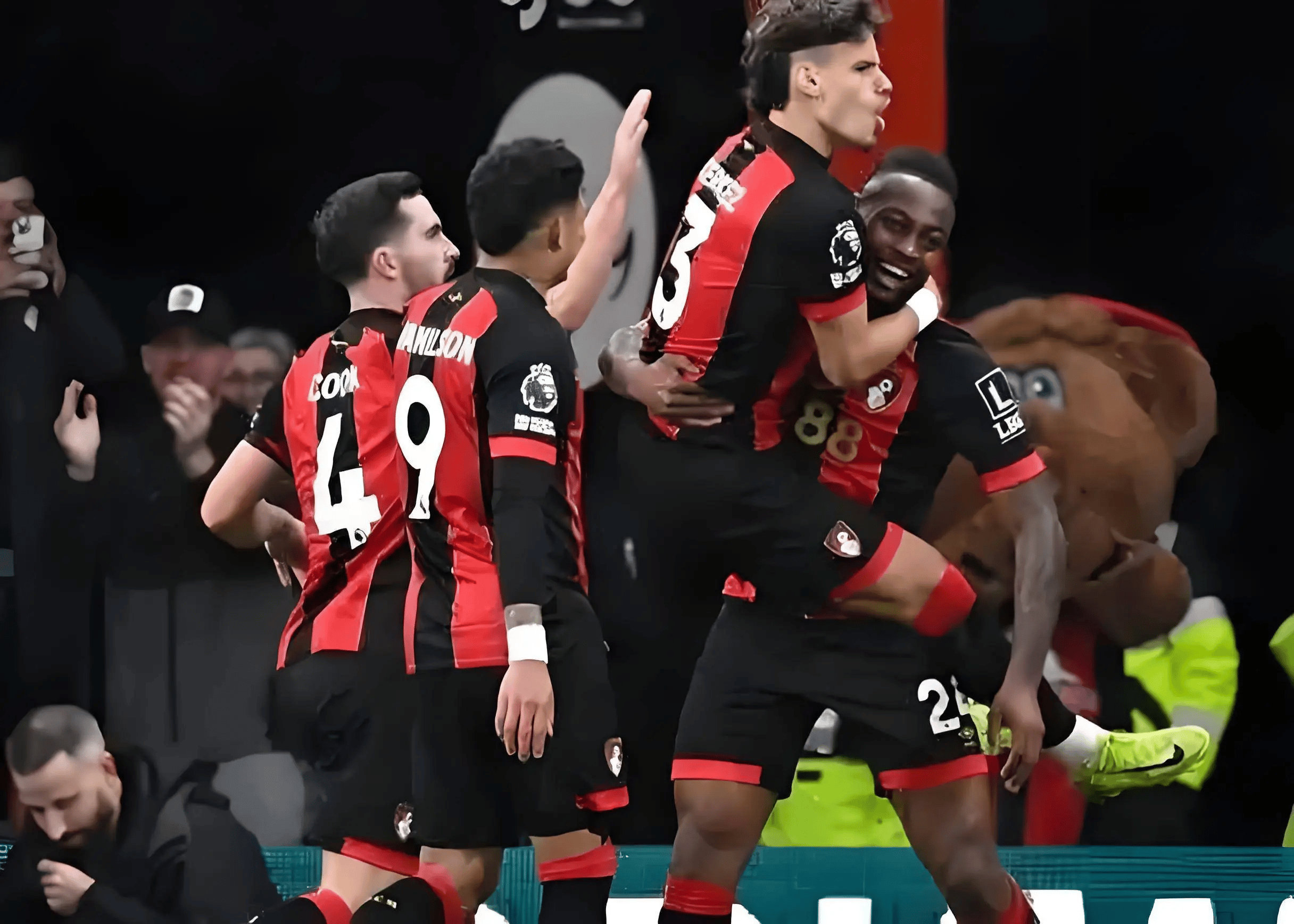 英超争冠之夜，奥斯梅恩打出生涯之夜