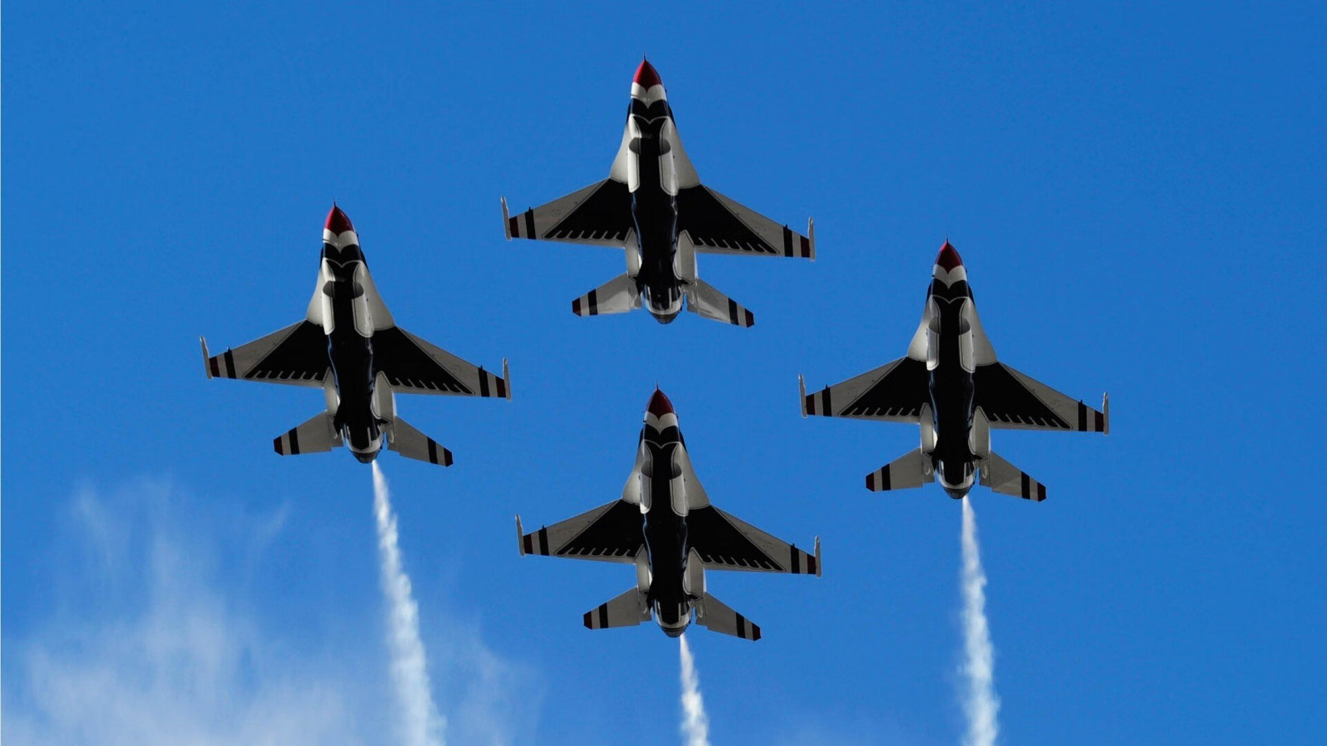 米切尔爆发狂砍35分！骑士客场力克广厦，末节连续得分杀死悬念