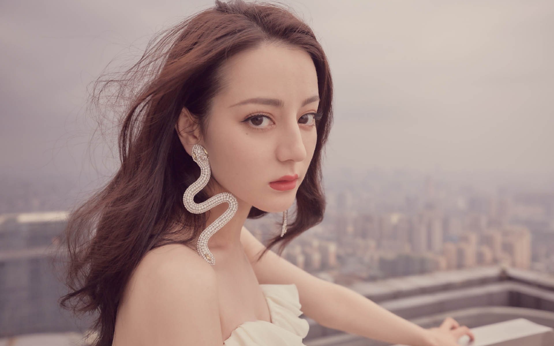 世俱杯直播-橙衣军团绝地反击，荷兰险胜加纳，莫德里奇老而弥坚率队突围